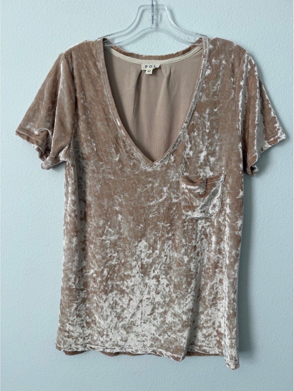 POL Cream Velour Short Sleeve V-Neck Stretch T-Shirt Women's Size M